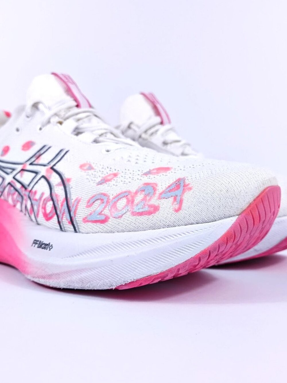 Asics Gel Nimbus 26 Womens 7.5 Tokyo Marathon 2024 Cushioned Running Shoes White